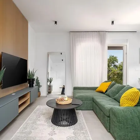 Clarum Apartment *